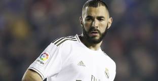 Кандидат за президент на FFF: Дешан трябва да използва Бензема