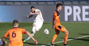 Реал би Валенсия за едно полувреме (видео)