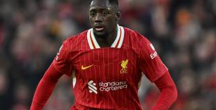 Карагър: Конате твърде често изчезва от терена