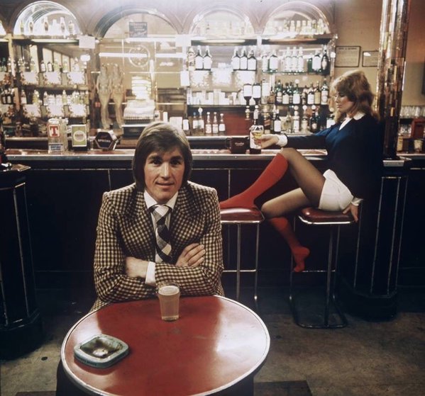 1978. Кени Далглиш в един от пъбовете на Ливърпул. 