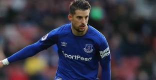 Миралас смени Евертън с Фиорентина