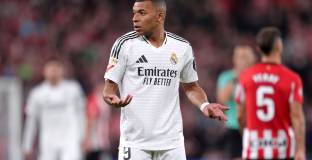 Килиан Мбапе е хоспитализиран в САЩ