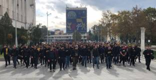 Феновете на Ботев Пловдив продължават с протестите