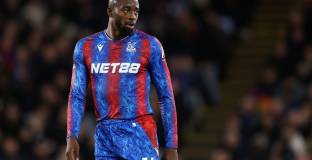 УЕФА може да изключи Кристъл Палас от участие в ЛЕ