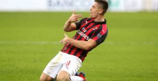 Пьонтек: Милан сменя нападатели  всяка година 