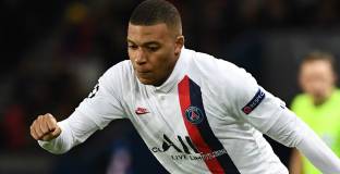 ПСЖ продължава перфектен