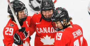 Канада победи САЩ на финала на Световното за жени