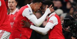 Сака реши мач №300: Арсенал измъкна ценна победа срещу Брайтън