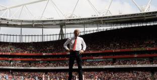 Невил: Венгер заслужава невероятно изпращане 