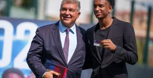 Лапорта: Това е исторически ден за Барса