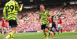 Арсенал превзе Олд Трафорд и първо място