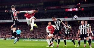 Нова резултатна победа на Арсенал