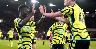 Арсенал с отличен в Шефилд