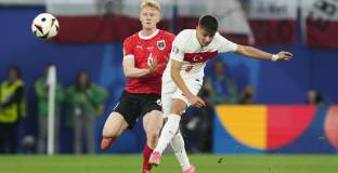 Турция с емоционална победа над Австрия