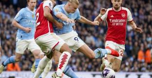 Арсенал издържа на Етихад срещу Сити (видео)
