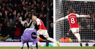 Арсенал надигра Ливърпул в Лондон