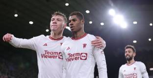 Ман Юнайтед се разигра на Молиню