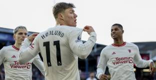 Ман Юнайтед се справи в Лутън