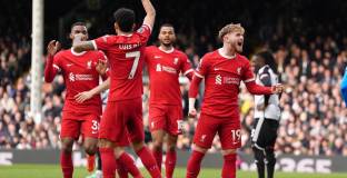 Ливърпул изравни Арсенал на върха