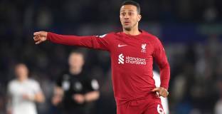 Барса се интересува от Жоржиньо и Алкантара