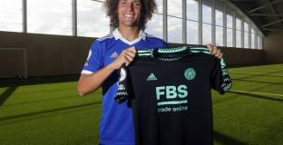 Лестър подписа със защитник на Реймс 