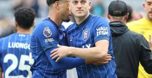 Ман Юнайтед проведе лични разговори с нападател 