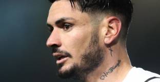 Лил обяви за раздяла със седем играчи 