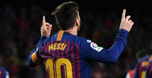 И Барселона с победа над Райо Валекано