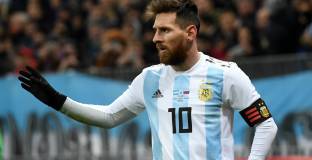 Верон: Меси не се чувства комфортно в националния, трябва да строим нов отбор