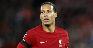 Ван Дайк отговори на Кийн