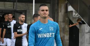 Страж на Локо: Митко Илиев е като Меси и Роналдо за мен