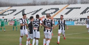 Локо Пловдив с минимален успех срещу Пирин (видео)