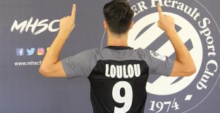 Монпелие излиза с фланелки в чест на починалия си президент