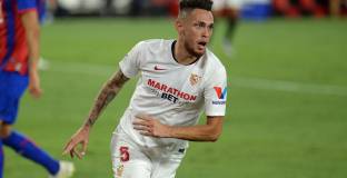 Ливърпул хвърли око на халф на Севиля