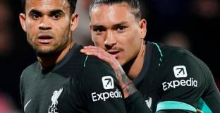 Ливърпул планира преговори с Луис Диас