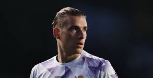 Лунин поиска от Реал заплата колкото на Куртоа 