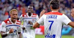 Олимпик Лион - Страсбург 2:0 