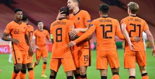 Нидерландия с лесна победа над Босна и Херцеговина