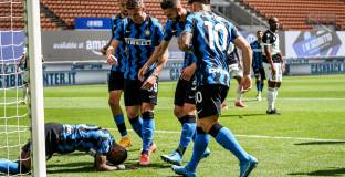 Интер разгроми Удинезе за край на сезона