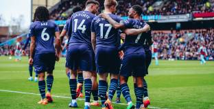 Ман Сити си върна първото място (видео)