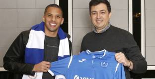 Търсят отбор на Ривалдиньо