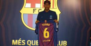 Барса обяви за трансфера на Емерсон