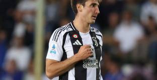 Ман Сити може да привлече двама от Юве за 100 млн. 