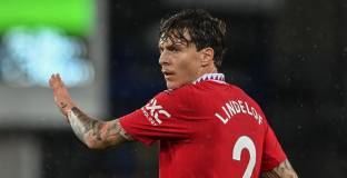 Севиля се интересува от Линдельоф