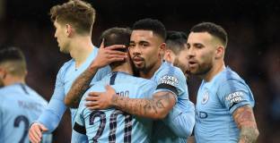 Ман Сити с петица през Бърнли във ФА Къп