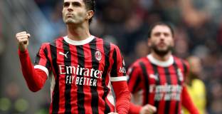 Ман Юнайтед и Астън Вила се насочват към халф на Милан 