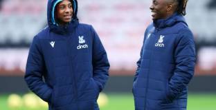 Ман Юнайтед се интересува от двама от Кристъл Палас