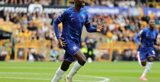 Ман Юнайтед води в битката за Джаксън