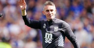 Ман Юнайтед преговаря с Маккена