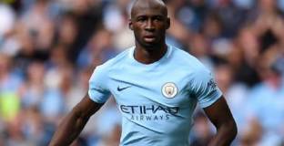 Мангала може да стане играч на Евертън 